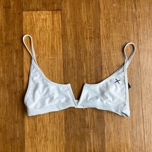 Boutine V-Cut Bikini Top